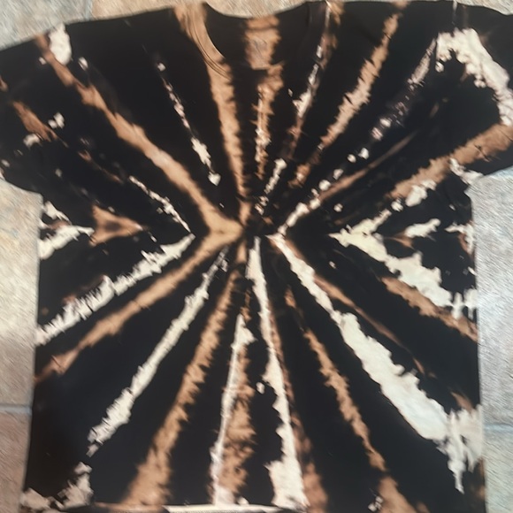 NWOT MENS LARGE REVERSE TIE DYE T-SHIRT - Picture 2 of 3